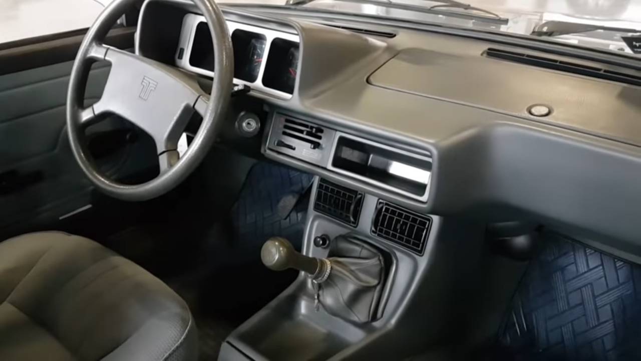 Тозаф Шаин: Некогашни популарен модел и повторно дизајнирана фабричка линија во Етиопија и Египет