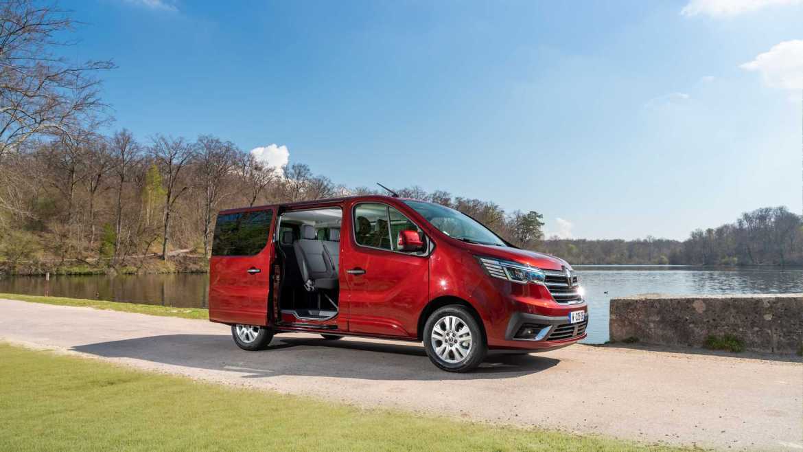 Рено Трафик: Нов акцент во светот на практичност и стил