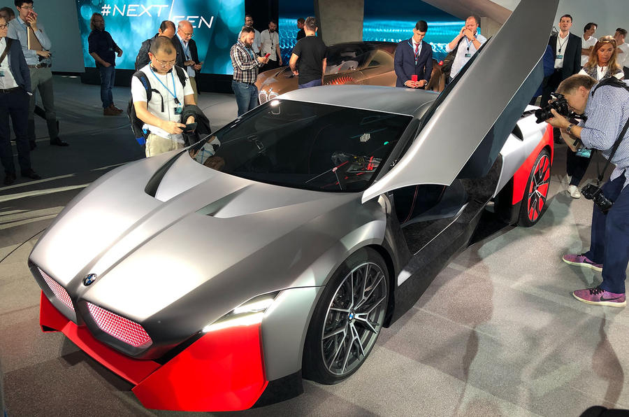 Иднината на концепт-автомобилите: Какво ни очекува во светот на дизајнот и технологијата