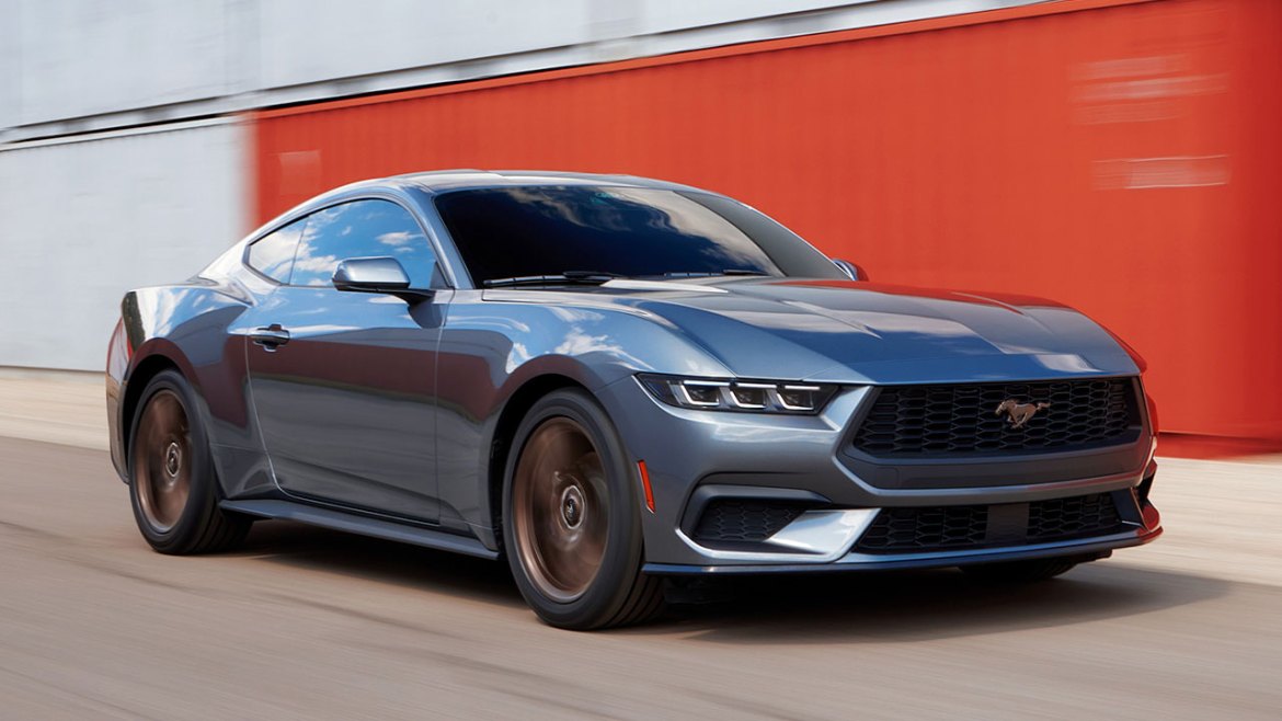 Нова Форд Мустанг: Револуција во дизајн и технологија за тркачкиот дух