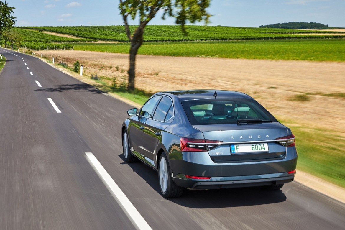 Летни услови за кредит и сервис: Шкода понуди за јуни во официјални дилери