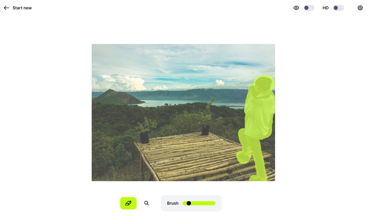 Как да ја отстраните присутноста на луѓе и предмети од фотографија без програми