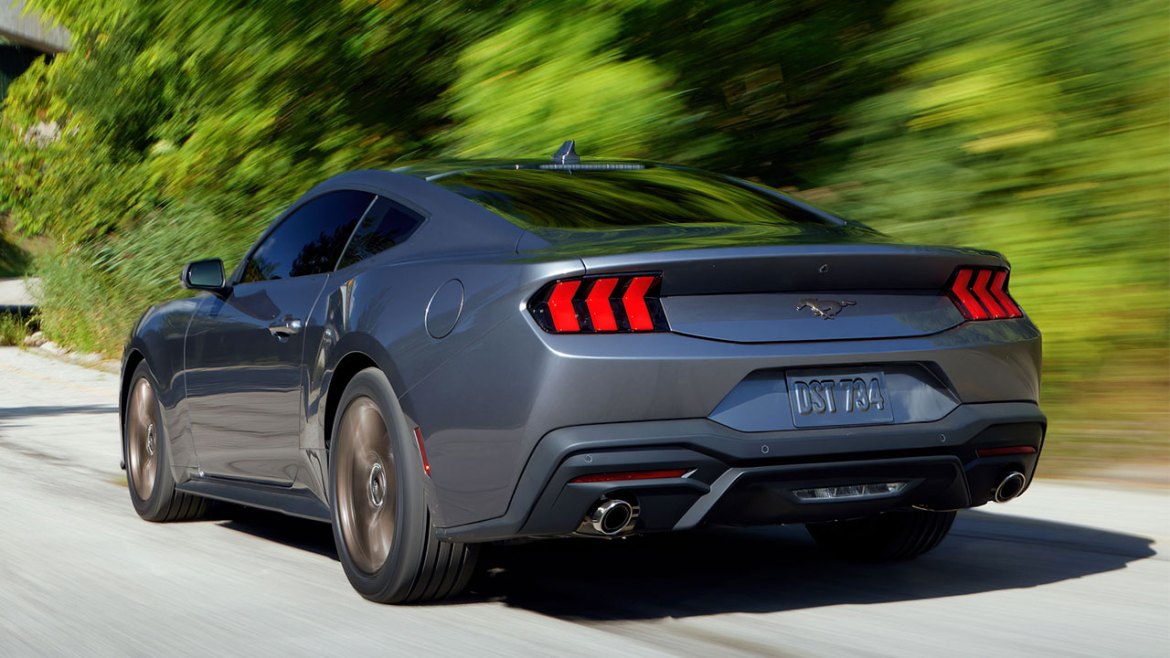 Нова Форд Мустанг: Револуција во дизајн и технологија за тркачкиот дух