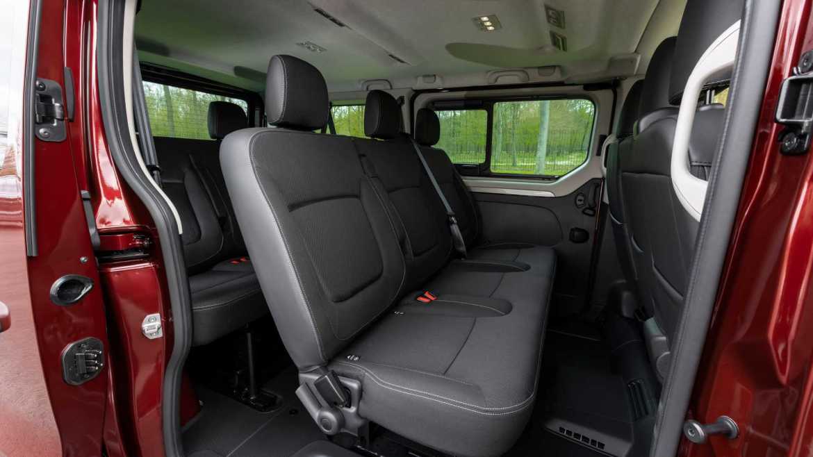 Рено Трафик: Нов акцент во светот на практичност и стил