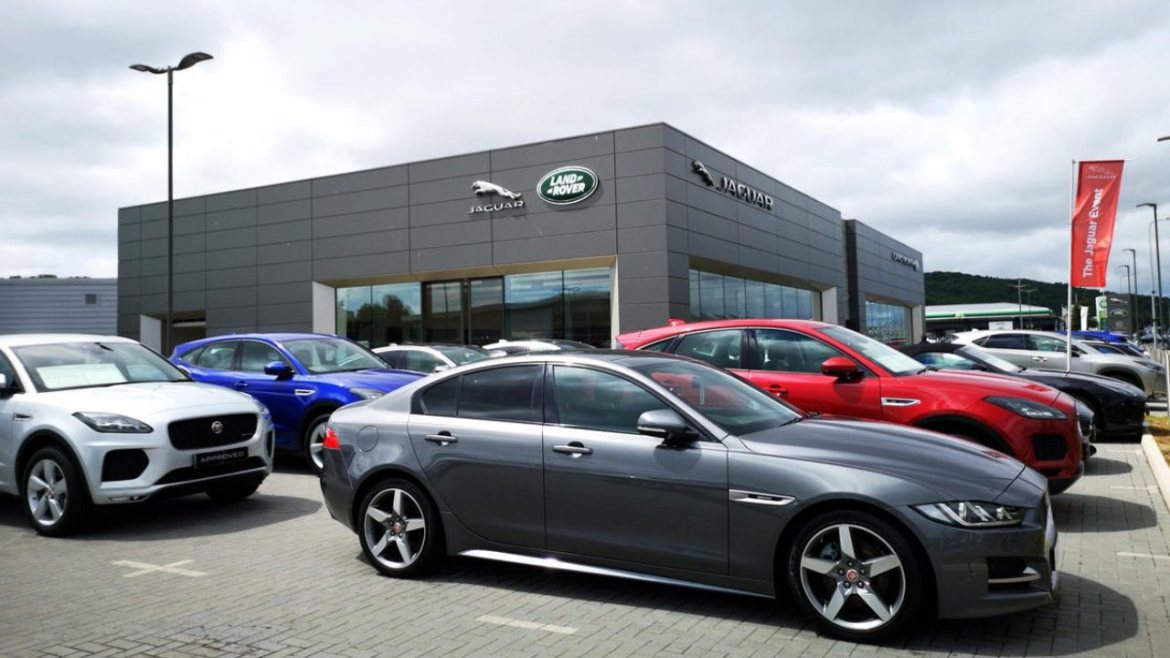 Трендови во пазарот на половни возила во 2021 година според Arabam.com