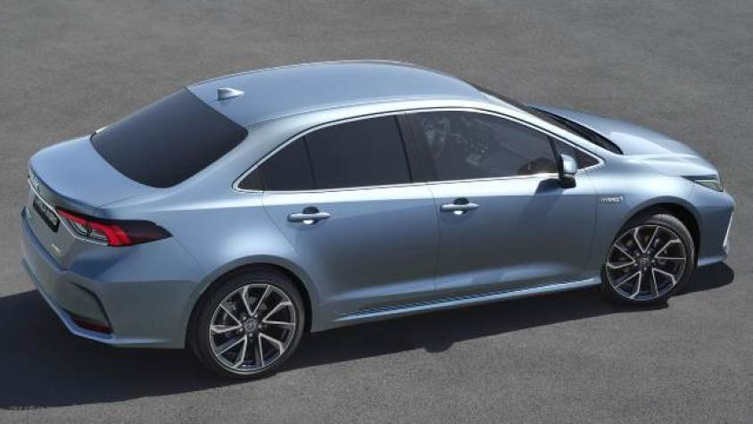 Тојота Корола 2022: Клучни цени, опрема и верзии