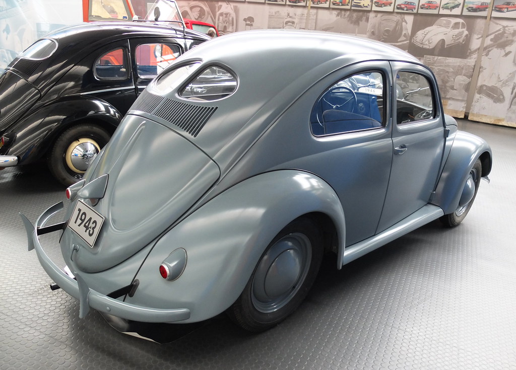 Историја и бизнис на првите автомобили