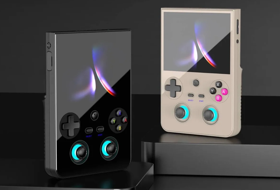 Anbernic RG477V: Компактна рачна конзола со моќен Dimensity 8300 и богата поддршка за емулатори