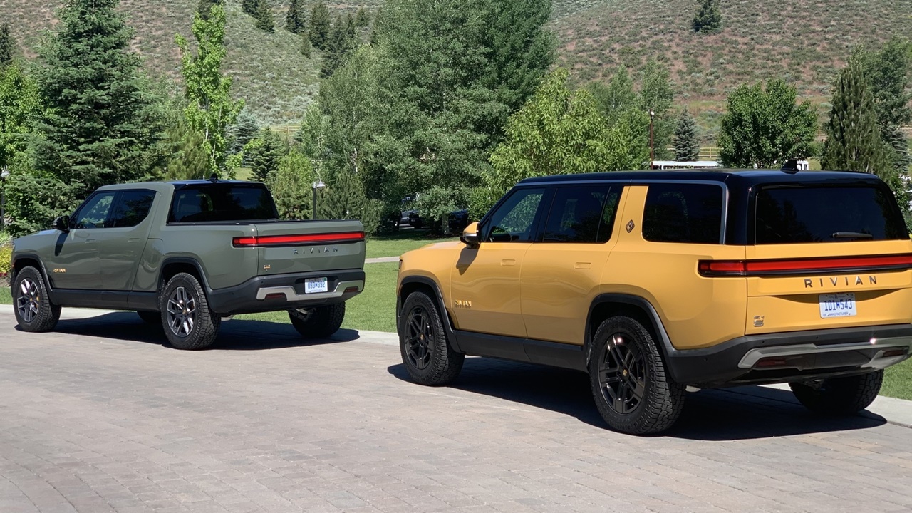 Apple Car: Компанијата истрчува кон повеќе инвестиции и неизвесности во врска со Rivian