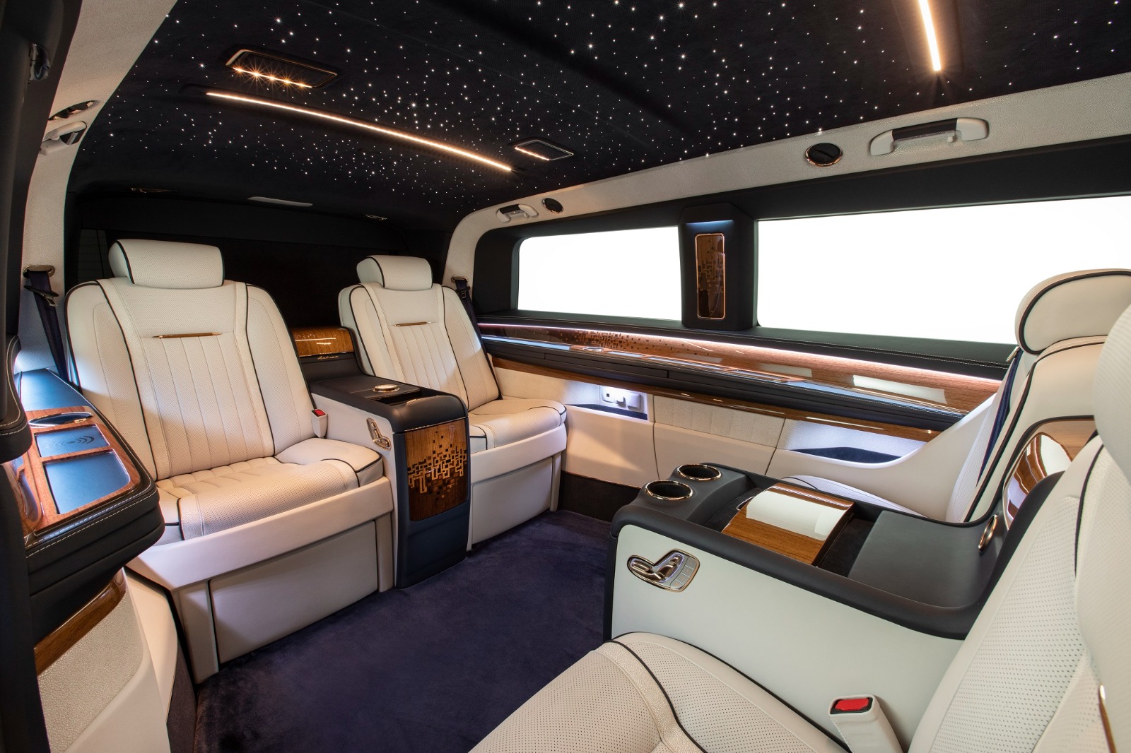 Archer за Mercedes-Benz V-Class: Луксуз и светски признати дизајн на Okçu во 2022