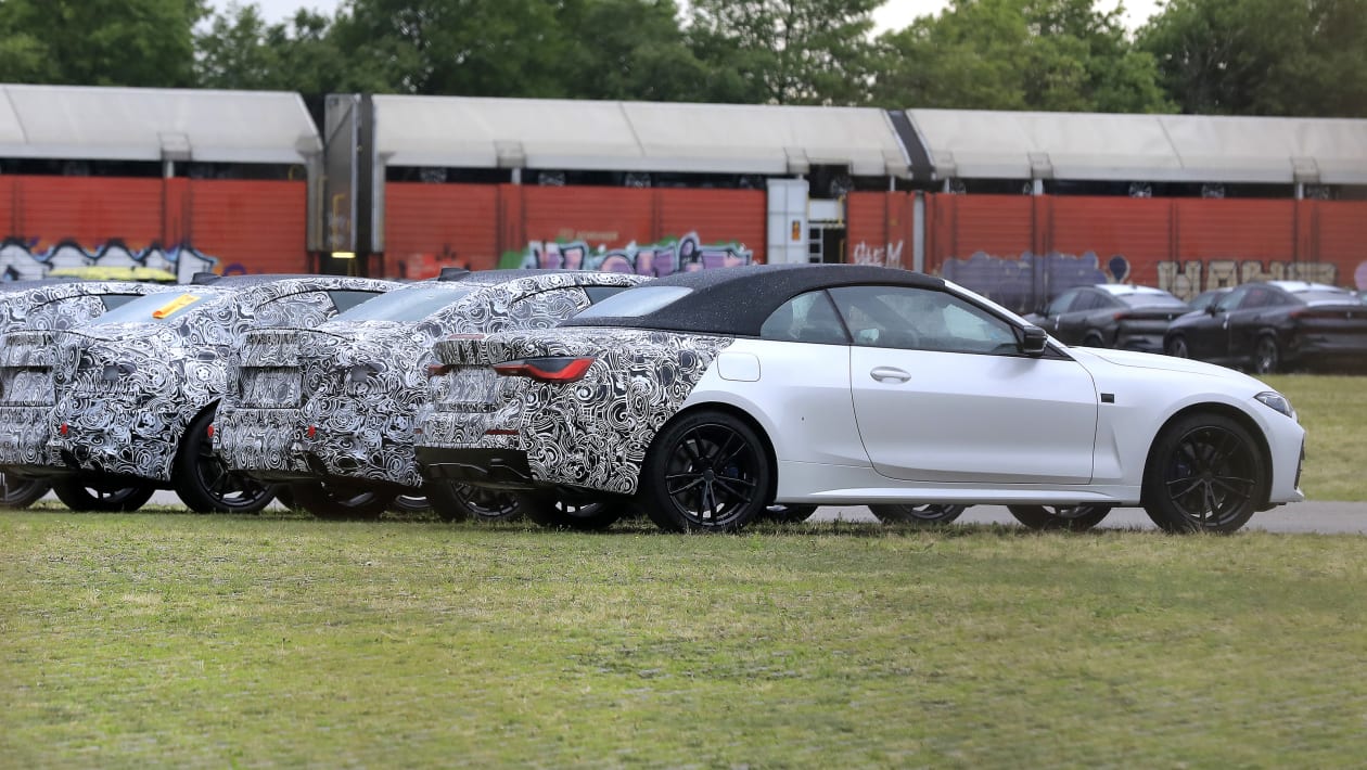 BMW 4 Серија Кабрио: Полна променета карпа со ткаена кровна конструкција