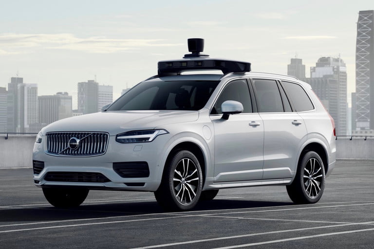 С CERN-от истражувања до самостојни возила: улогата на machine learning и FGPA во автономните технологии