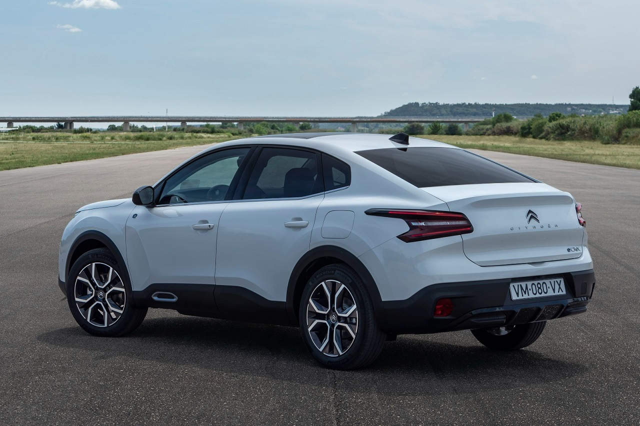 Citroën C4 X и ë-C4 X: новиот стил и технологија во CMP платформата
