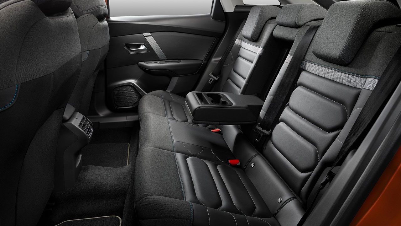 Citroën unveils the 2020 C4 and the all-electric e-C4: features, specs, and market timing