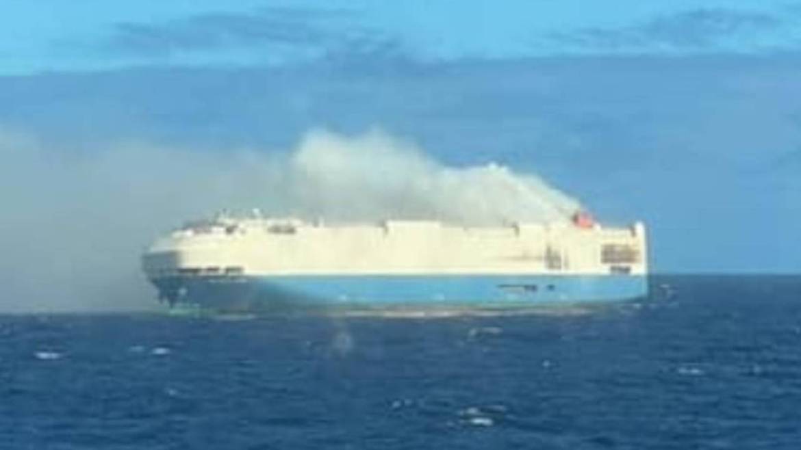 Felicity Ace: Рокадата на луксузните возила и последиците од пожарот во отметнување на океанот