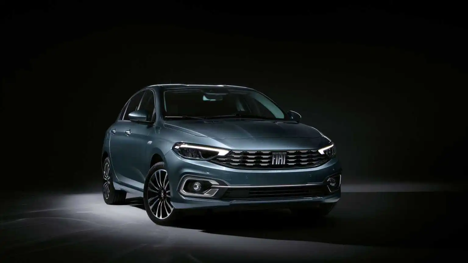 Fiat Egea 2022: Важно за цените и опремата за Sedan и Hatchback