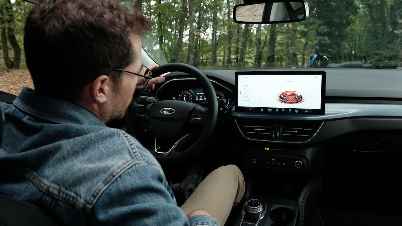 Ford Focus 2022-2023: Преглед на цените и опслужувачките пакетчиња на нашиот пазар