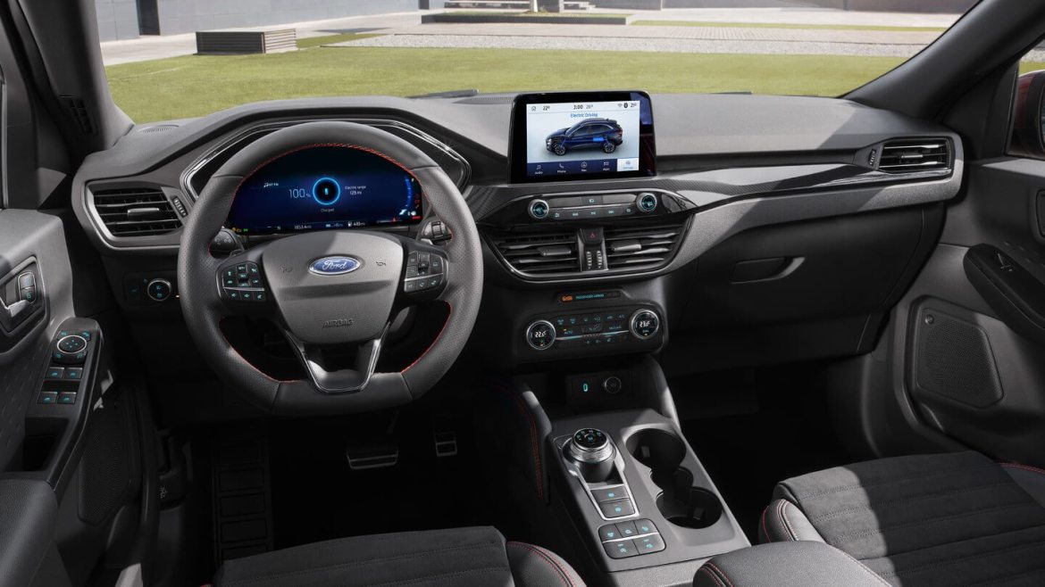 Ford Kuga 2021: Преглед на перформанси, карактеристики и вредност
