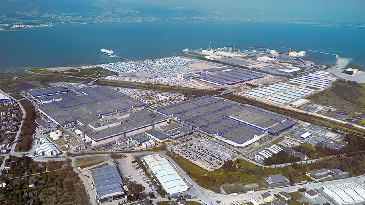 Ford Otosan Deboldува Пауза во Производството: Стратегија за Патна Линија во Турција и Брза Приоритетност на Микрочипови