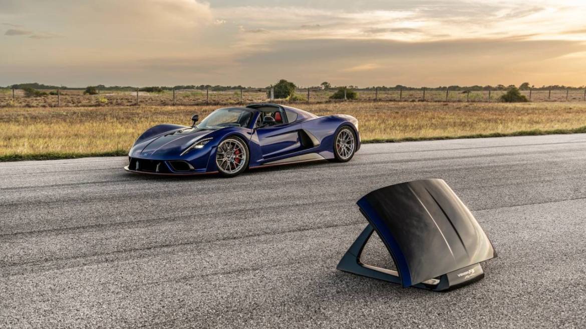 Hennessey Venom F5 Roadster: Излегување на моќта и ексклузивниот дизајн