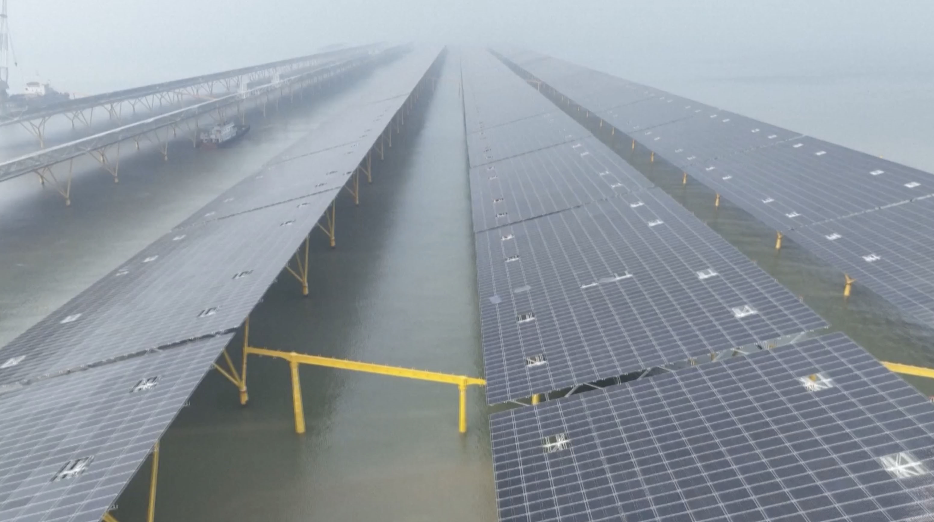 Потсетувач на првата гигаватна морска соларна централа во Кина: HG14 истакапанки на морското дно