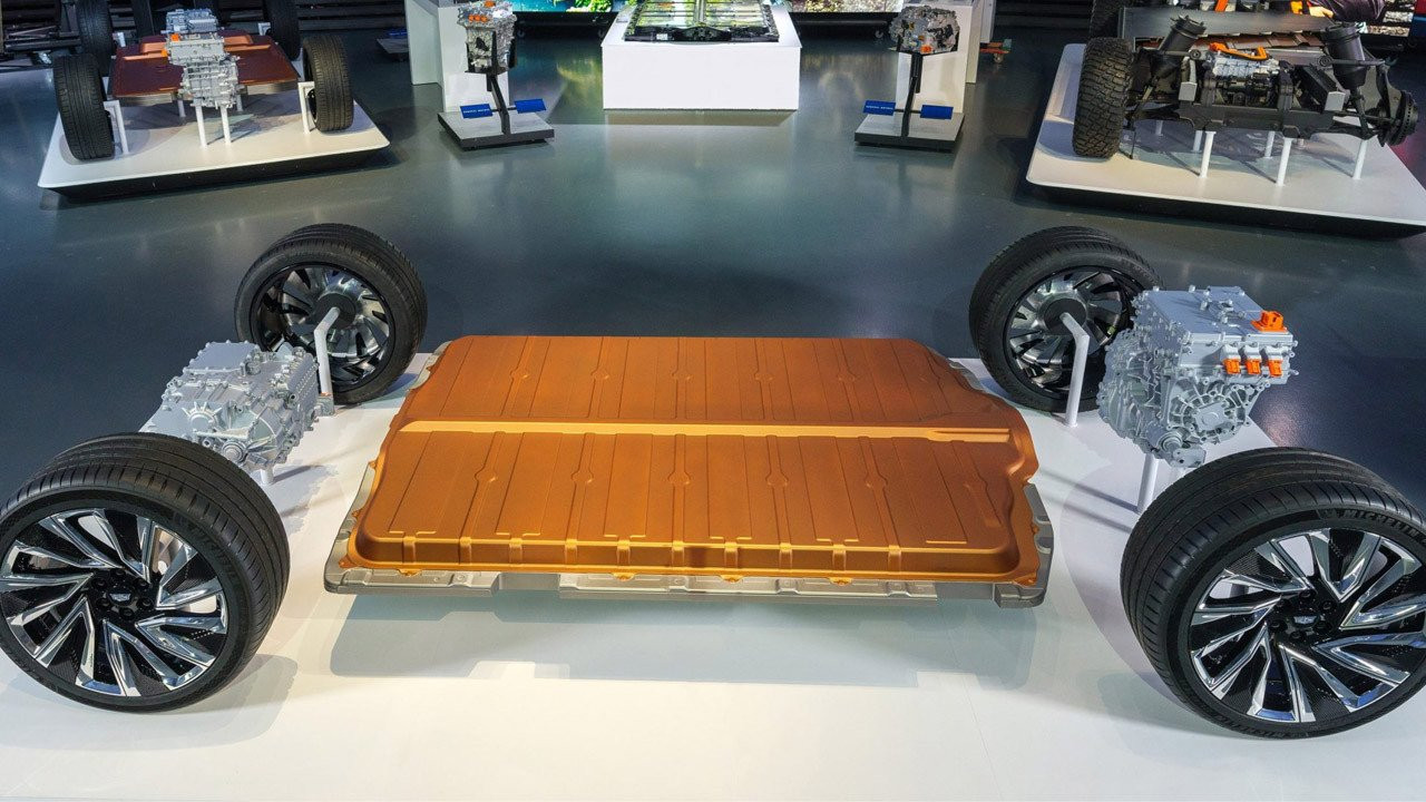 Honda и General Motors најавуваат заедничко развој на две целосно електрични возила