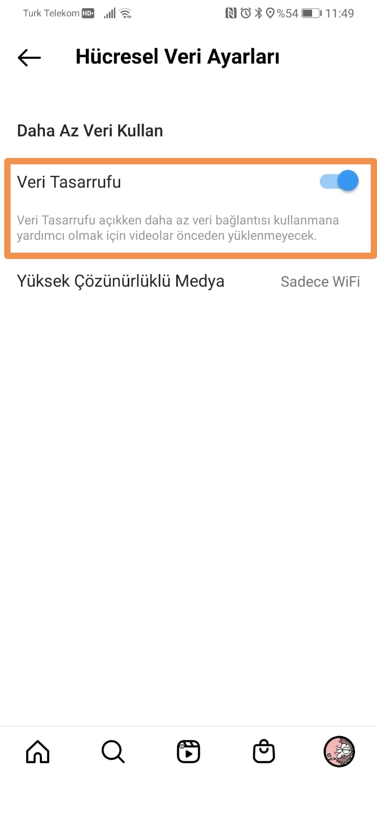 Кога започнувате со Instagram, често се соочувате со звук од автоматски репродуцирани видеа. Во понудата што следи, ви покажуваме како лесно да го оневозможите автоматското пуштање на видеа за iOS и Android.