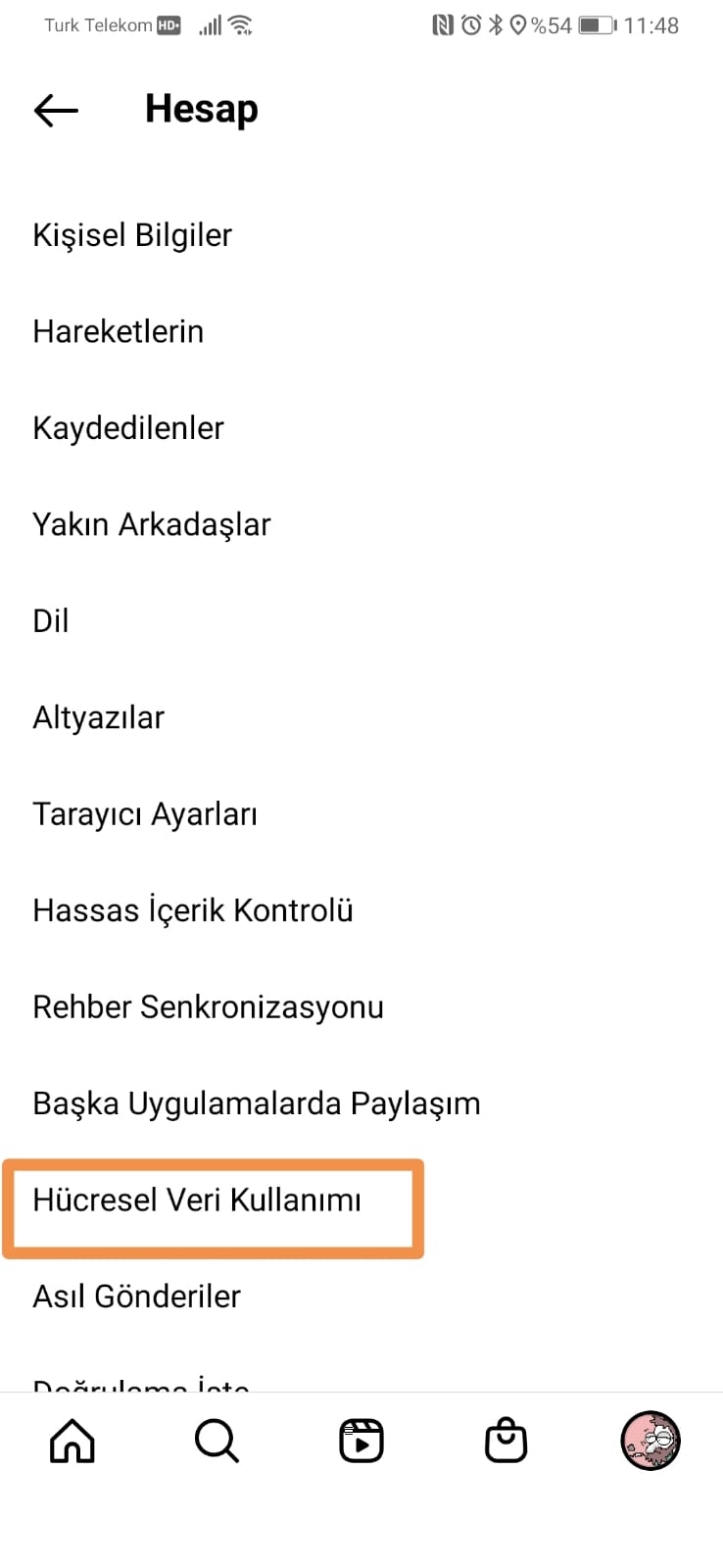 Кога започнувате со Instagram, често се соочувате со звук од автоматски репродуцирани видеа. Во понудата што следи, ви покажуваме како лесно да го оневозможите автоматското пуштање на видеа за iOS и Android.