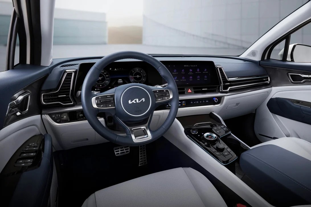 Дизајн и перформанси на Kia Sportage: Внатре и надворешно рестилизирани детали