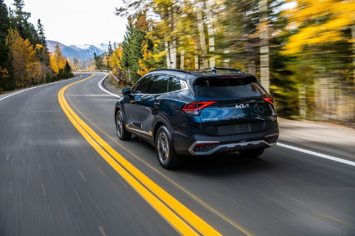 Kia Sportage Hybrid 2023: Новиот правец во иднината на SUV мобилноста