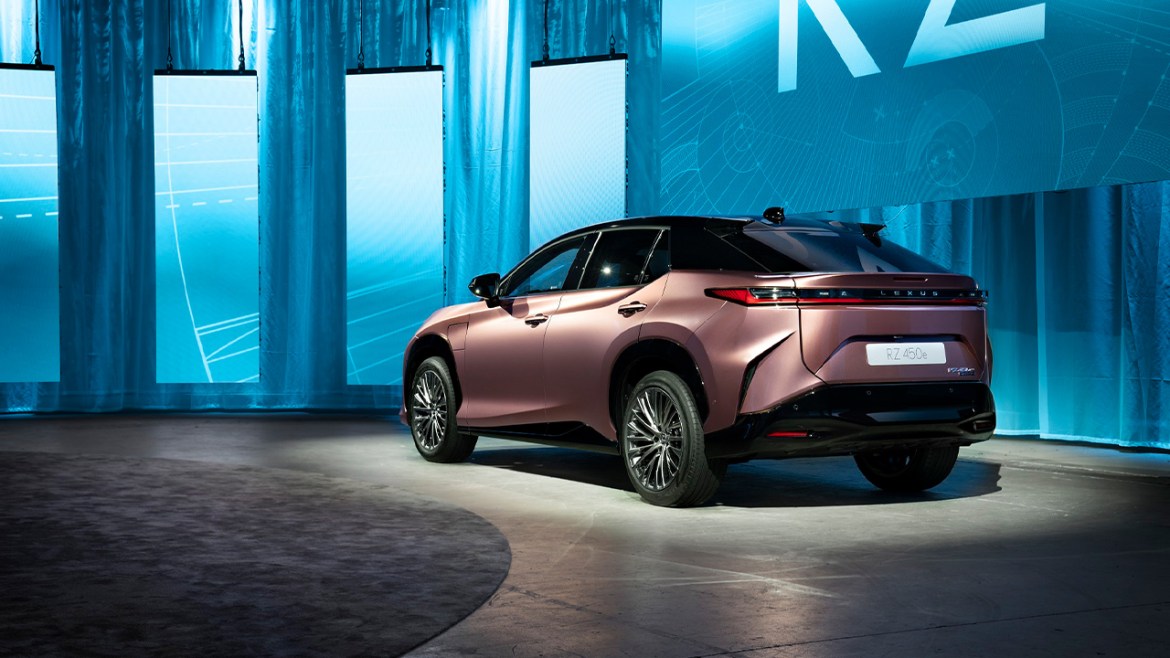 Lexus RZ 450e: Новиот јазик на дизајн и динамика