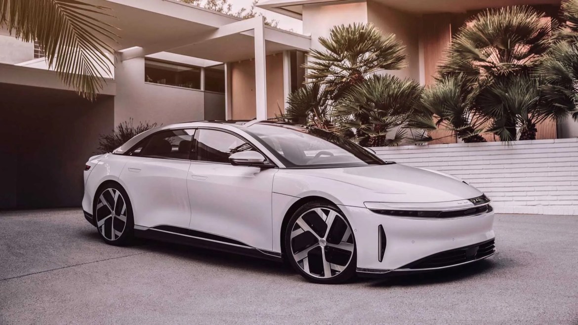 Lucid Air: Преку луксузот до нови стандарди во електричната индустрија