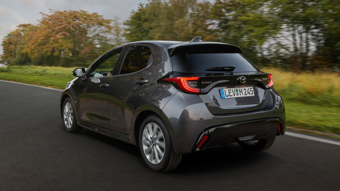 Mazda 2 Hybrid: новиот сопфатник на Toyota Yaris Hybrid и неговата адреса во Европа