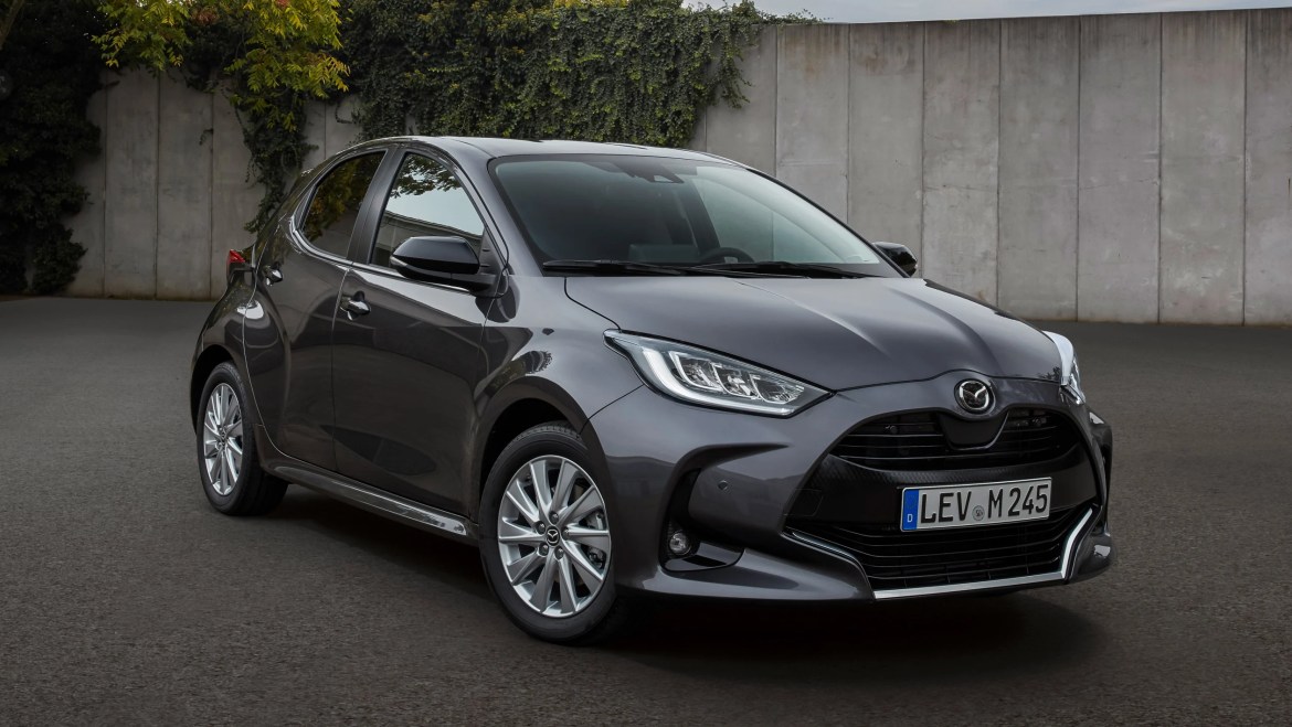 Mazda 2 Hybrid: новиот сопфатник на Toyota Yaris Hybrid и неговата адреса во Европа