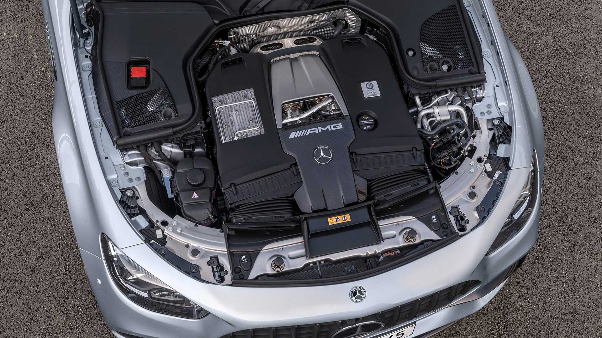 Mercedes-AMG E63 2021: Повеќе моќ, нови детали и дизајн освежен