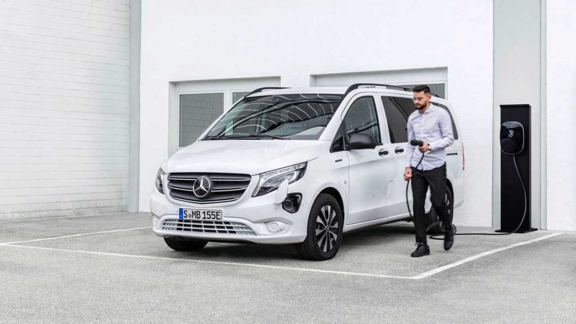 Mercedes-Benz електрични лесни комерцијални возила: напредок и идни перспективи