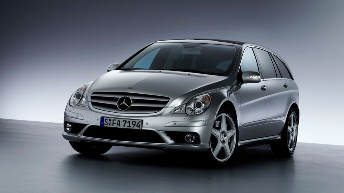 Mercedes-Benz повикува назад 292 илјади SUV возила поради потенцијална клучна опасност со сопирачките