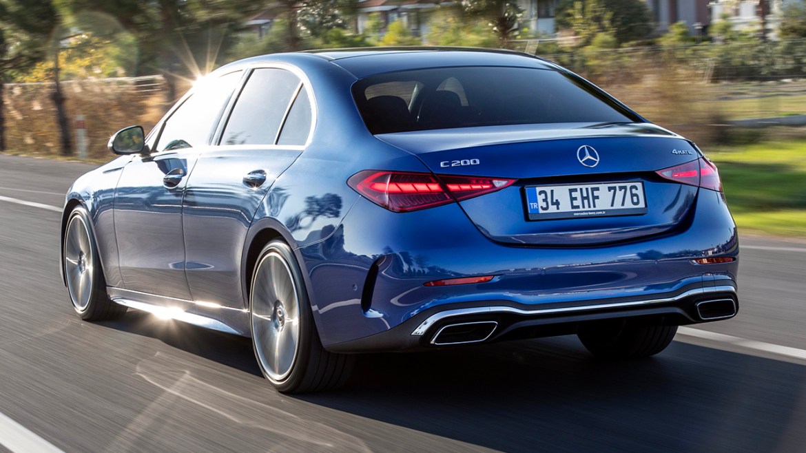 Mercedes-Benz C-Серија: Новиот C200 4MATIC во Фокусот на Ефикасност и Врвна Технологија