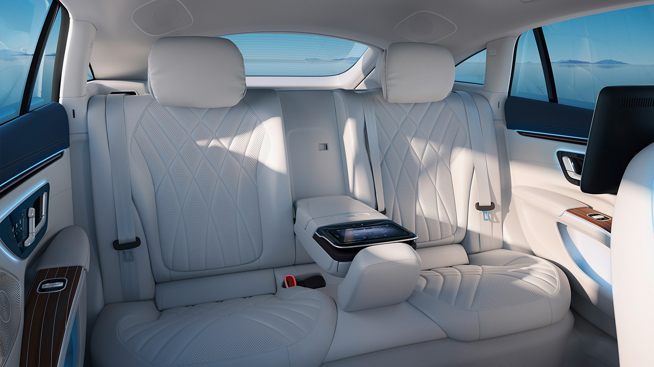 Mercedes-EQ EQS претставен како прв целосно електричен луксузен автомобил во својата класа