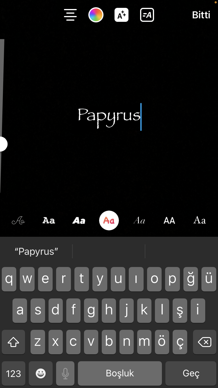 Neobična игра со стилови: тајниот Papyrus фонт во Instagram приказните