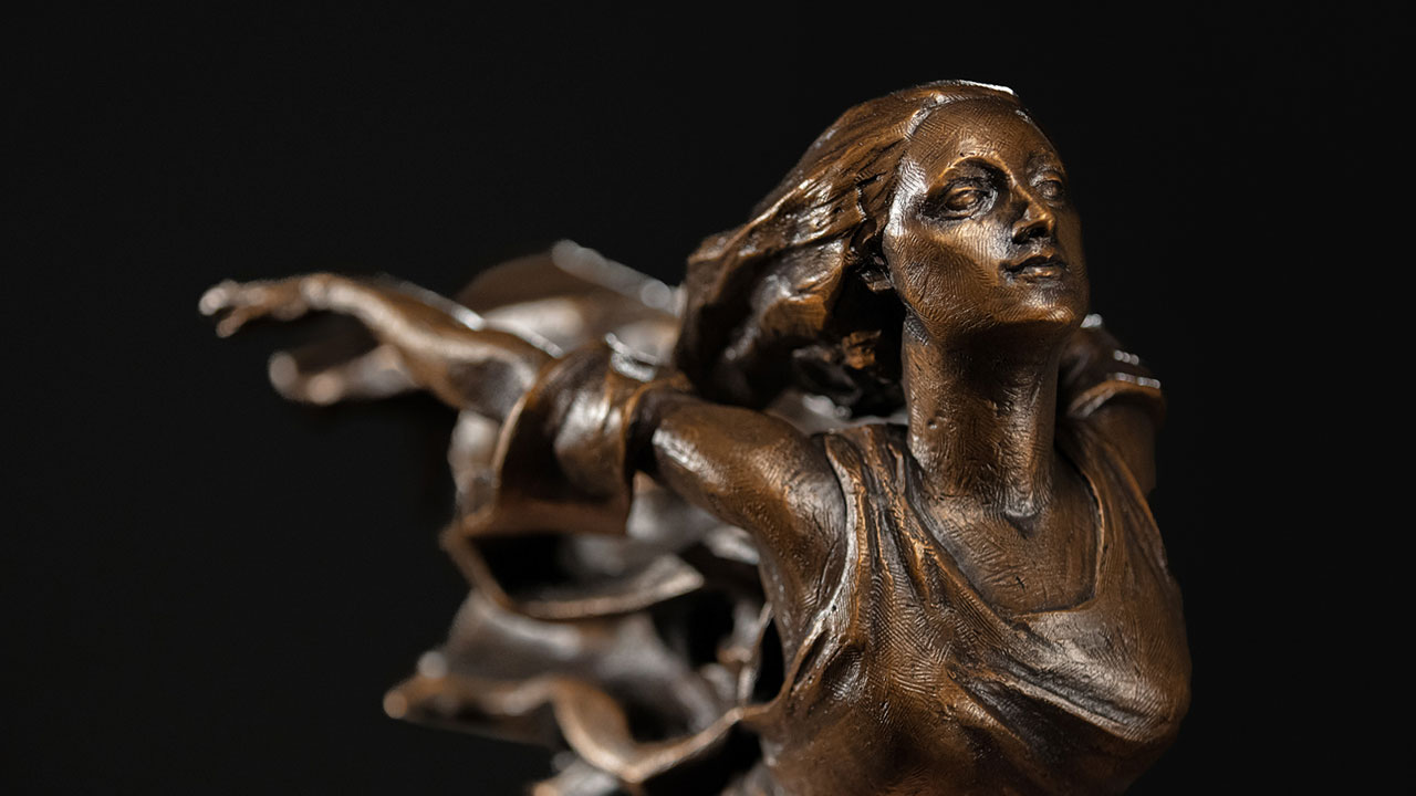 Nova Кабутна украса: Богинјата vs Spirit of Ecstasy во електричните и луксузни автомобили