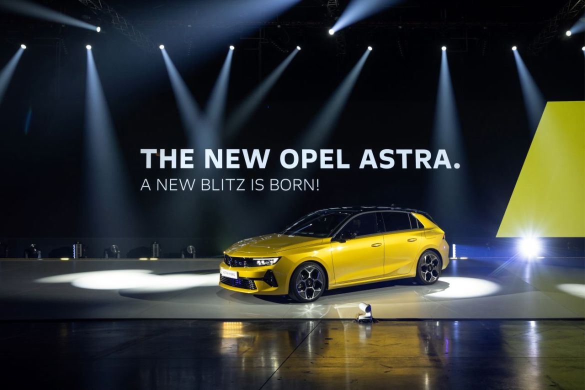 Opel Astra 2022: Првпат електрифициран во сегментот C со иновативни системи и стил