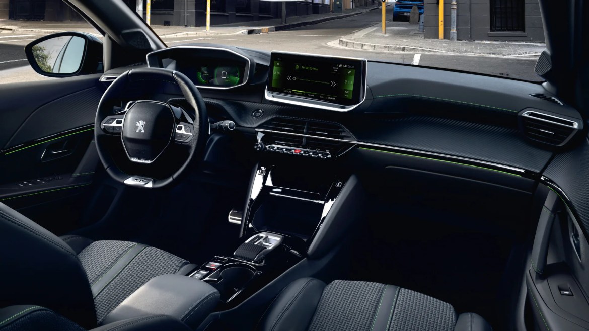 Peugeot 208 во jaren 2022: Детален преглед и ценовник за моделската година