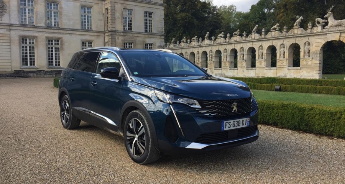 Peugeot 5008 2021: Комплетна листа на пакети и цени за средно-опремен SUV