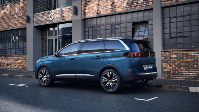 Peugeot 5008 2021: Преглед на пакетите и цените на средно ниво SUV