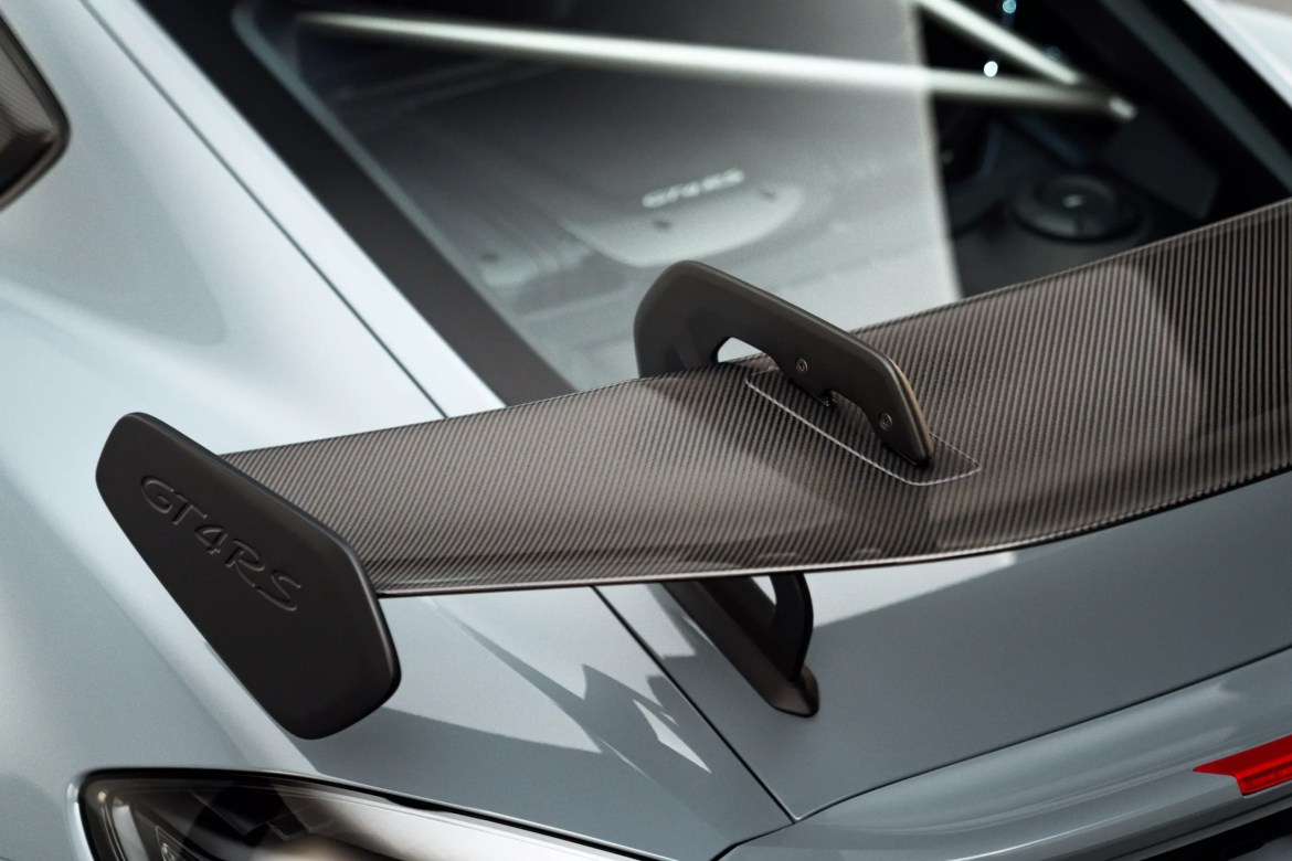 Porsche 718 Cayman GT4 RS: Врвна спортска верзија со 4.0-литрен атмосферски мотор