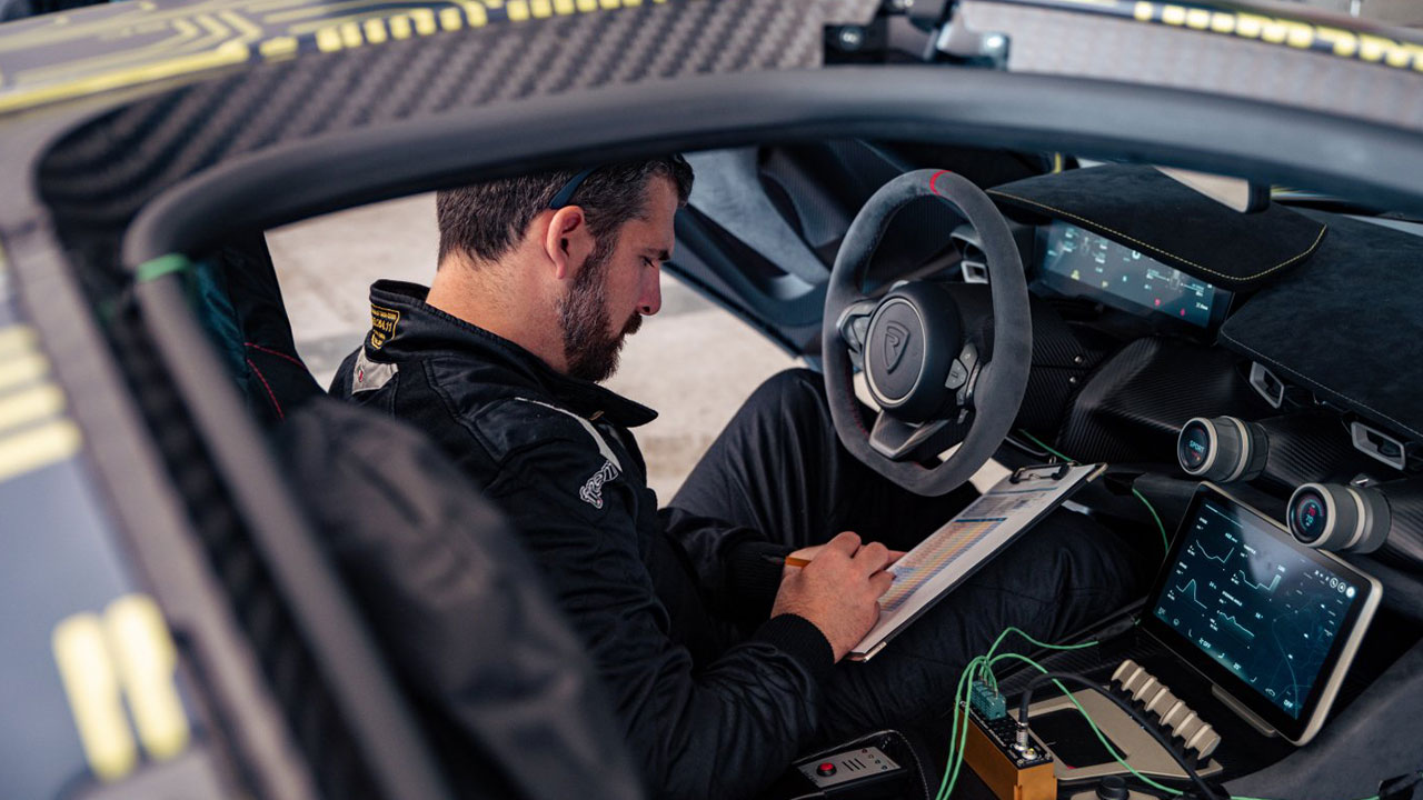 Porsche AG и Rimac Automobili: инвестиции во електрични иднини и развој на батериски технологии