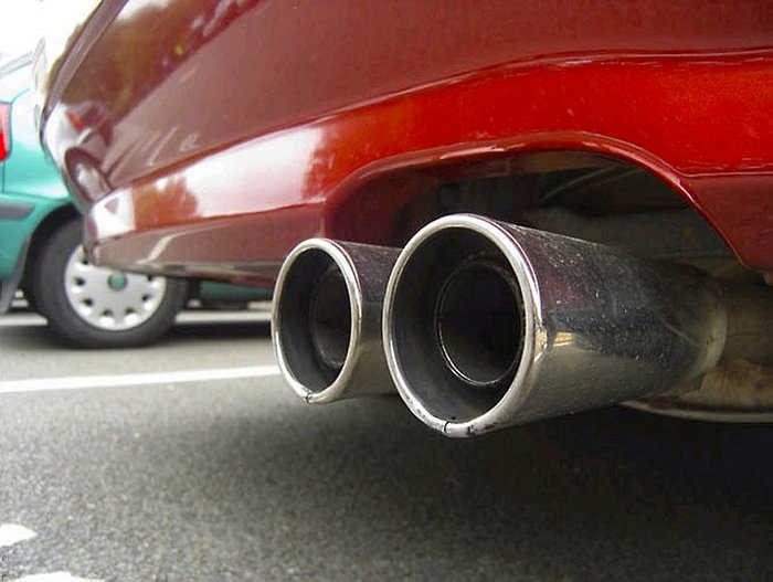 Паризки radar за бучави возила: автоматизација на контролата и регистарските таблички