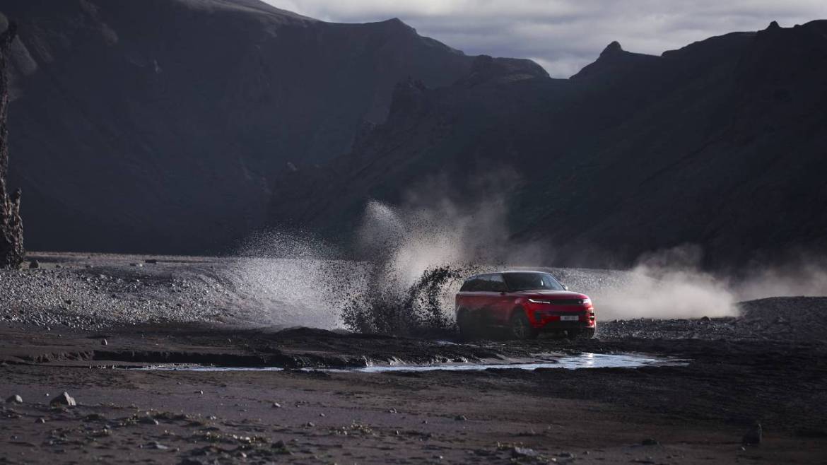 Нов Range Rover Sport: Интелигентни системи и моќни перформанси во македонската презентација