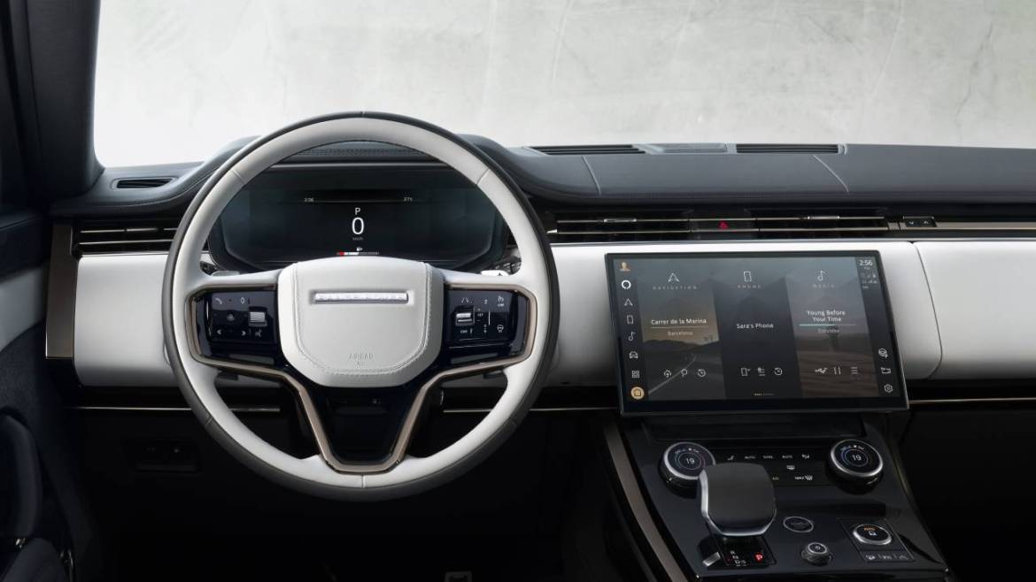 Нов Range Rover Sport: Интелигентни системи и моќни перформанси во македонската презентација